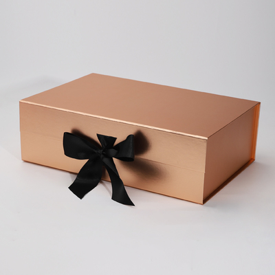 CMYK 4C Twarde pudełka na prezenty Opakowania na odzież Matowe laminowanie
